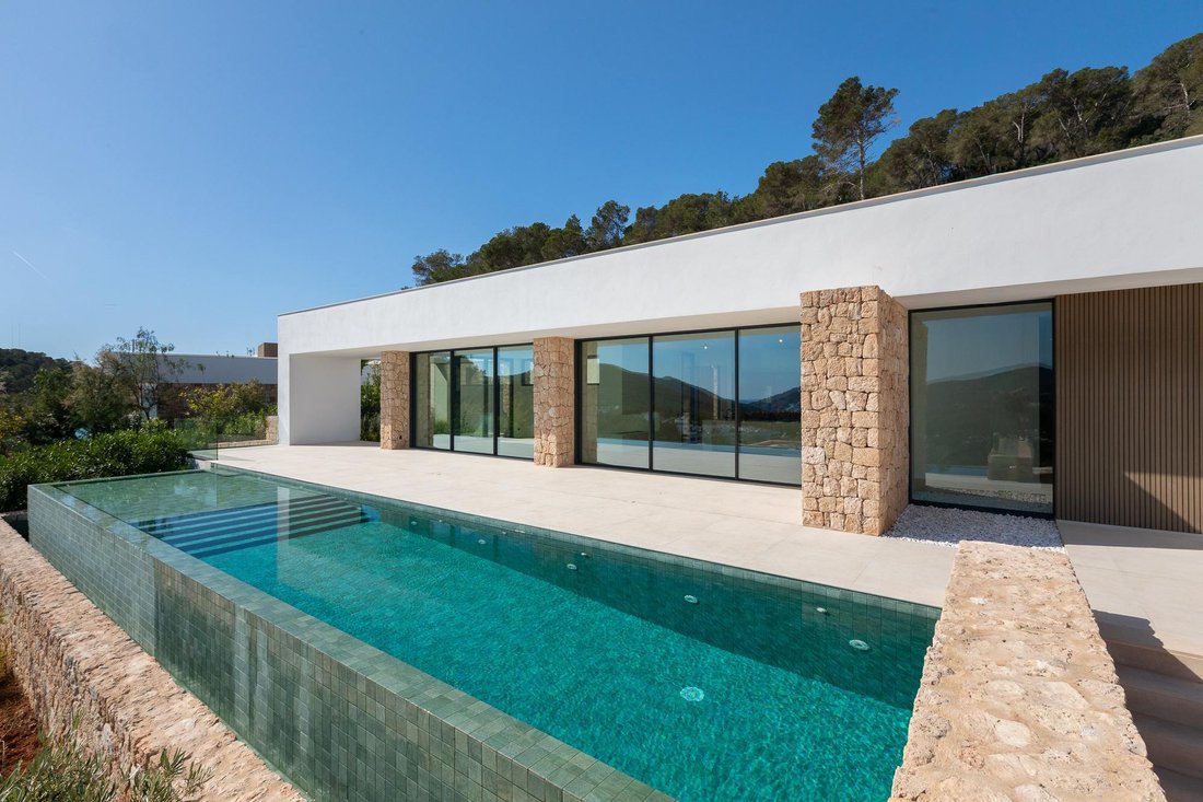 Villa in Roca Llisa, Santa Eularia des Riu, Balearic Islands 1 - 17770183