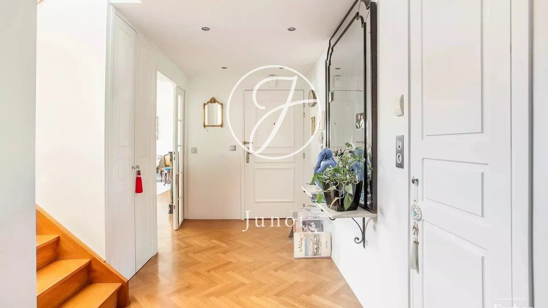 Apartment in Ile de la Jatte - Parc d'Orléans, Neuilly-sur-Seine, France 4 - 15541135