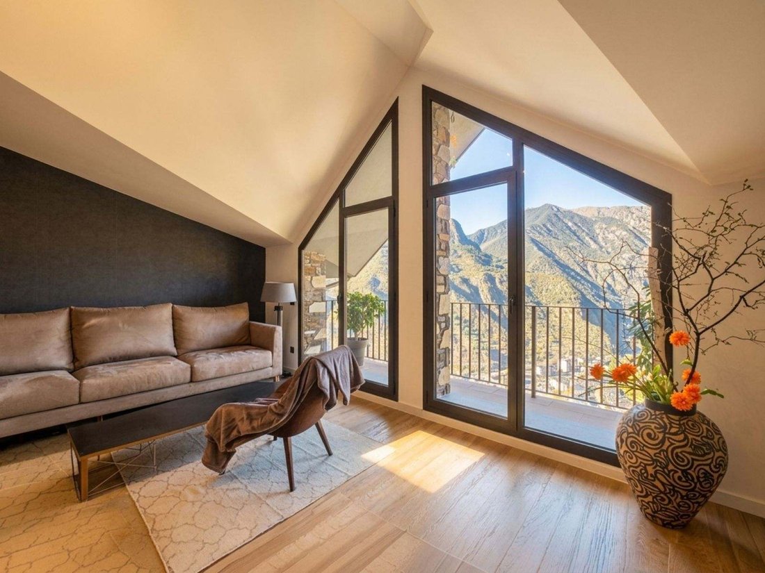 Villa in Aixirivall, Sant Julià de Lòria, Andorra 1 - 16988041
