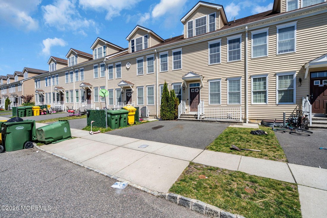 House in Toms River, New Jersey, United States 3 - 17798551