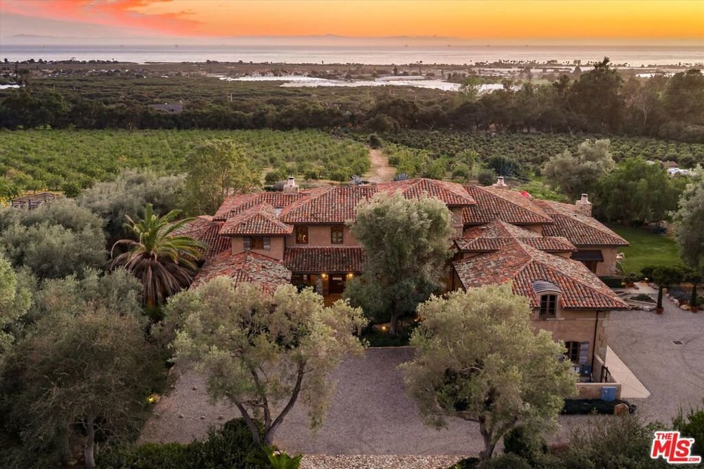 House in Carpinteria, California, United States 1 - 17798397