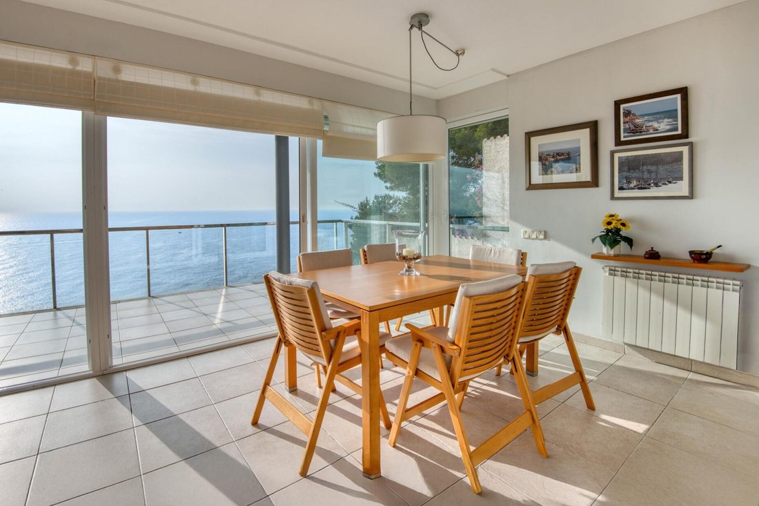Apartment in Sant Feliu de Guixols, Catalonia, Spain 4 - 16987637