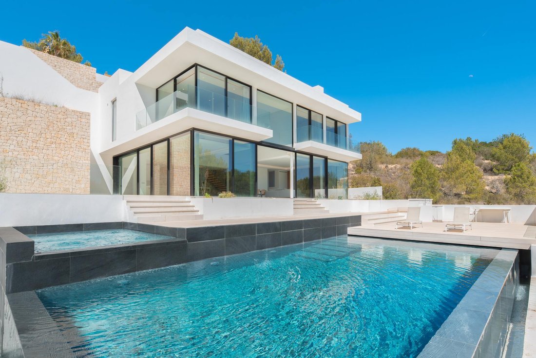 Villa in Jesus, Santa Eularia des Riu, Balearic Islands 1 - 16989254