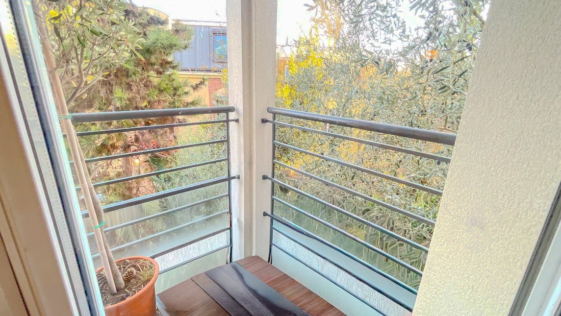Apartment in Côte Saint Louis, Garches, France 3 - 17796825