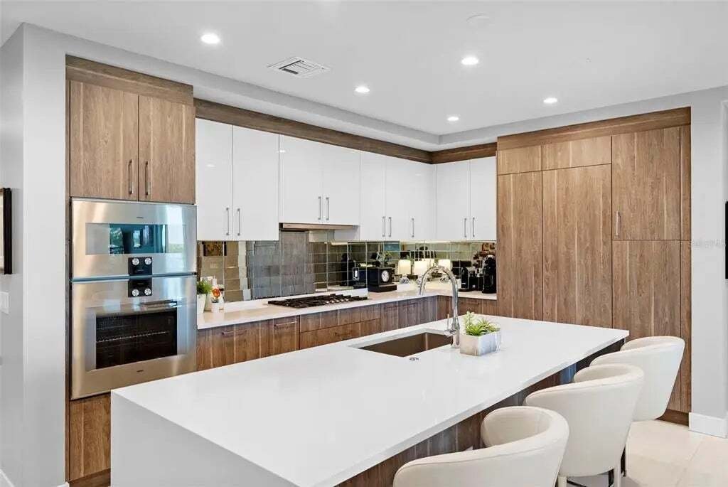 House in Tampa, Florida, United States 2 - 17801460