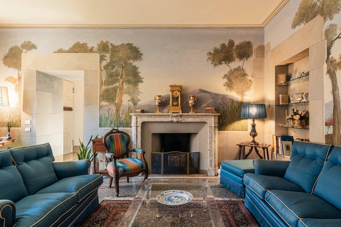 Apartment in Historic Center, Lucca, Tuscany 1 - 15331087