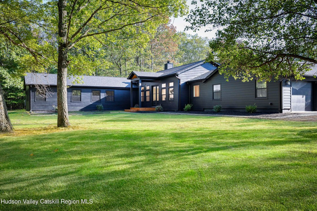 House in Kerhonkson, New York, United States 1 - 17798492