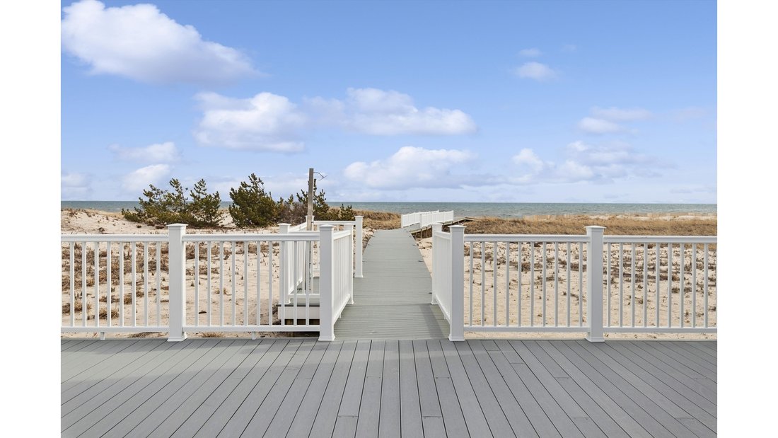 Westhampton Beach, New York, United States 5 - 17549794