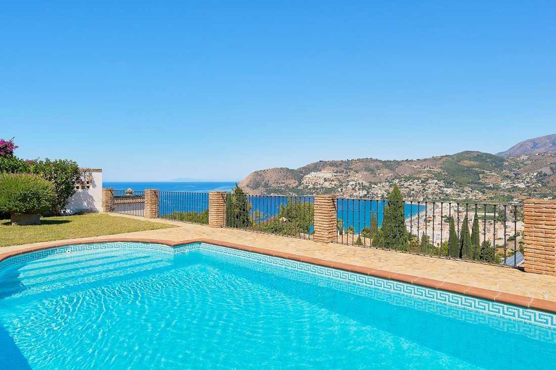 Villa à La Herradura, Almuñécar, Espagne 1 - 16989581