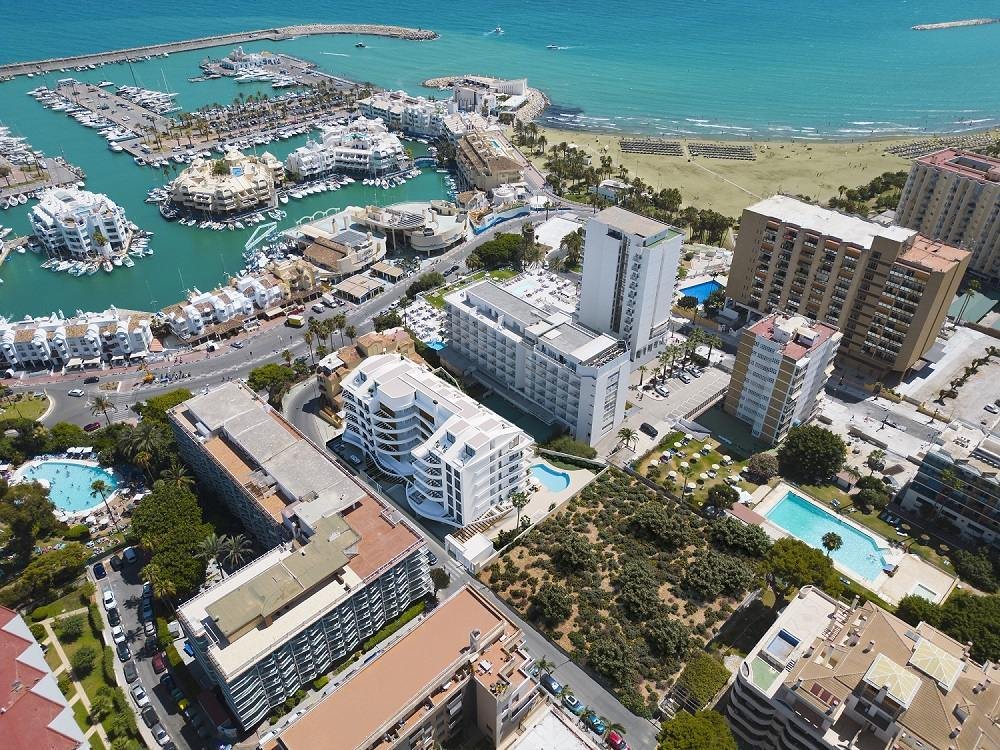 Penthouse in Benalmadena, Andalusia, Spain 3 - 16989472