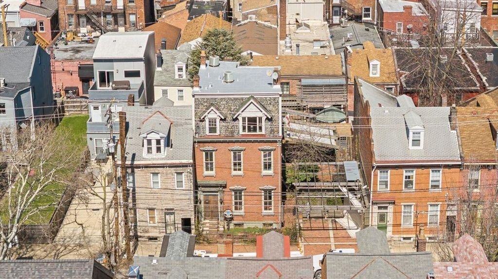House in Pittsburgh, Pennsylvania, United States 5 - 17801673