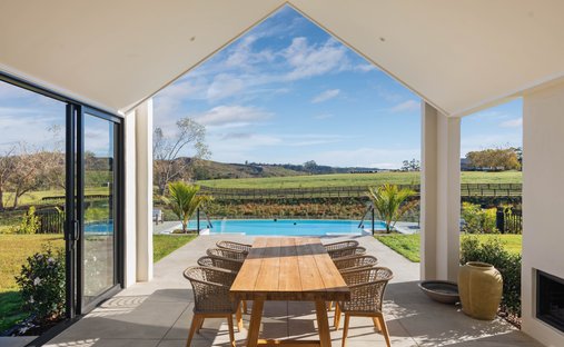 House in Coatesville, Auckland, New Zealand 1