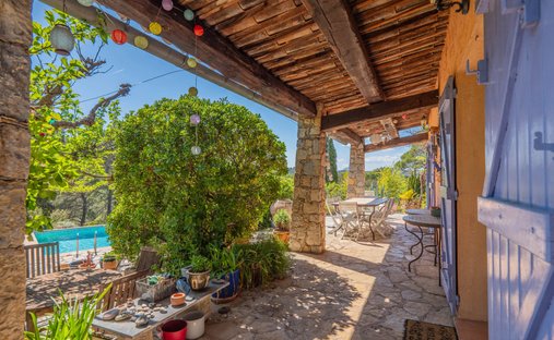 Villa a Ouest, Lorgues, Francia 1