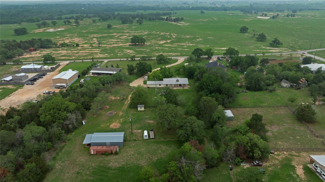 House in Bastrop, Texas, United States 3 - 17799354