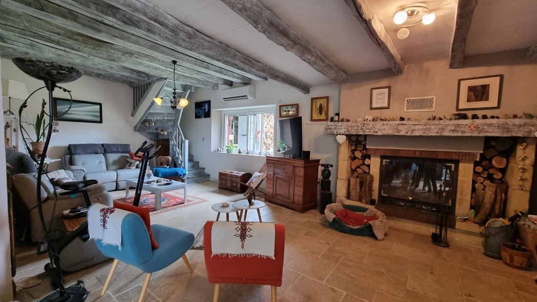 Villa in Thenon, Nouvelle-Aquitaine, France 3 - 17796908