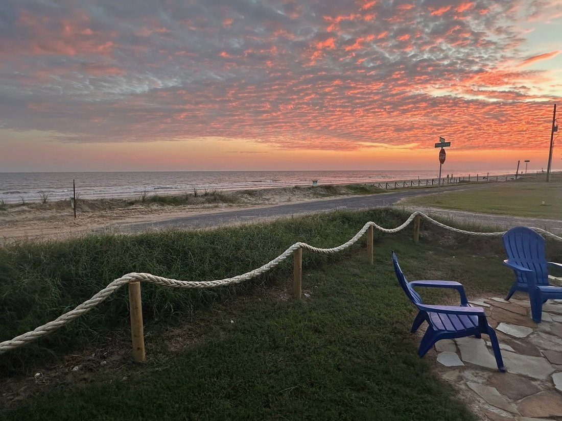 House in Bolivar Peninsula, Texas, United States 1 - 15050381