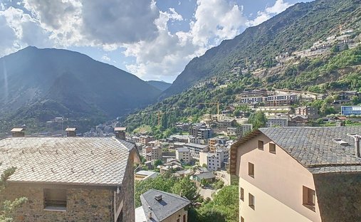 Villa à Les Escaldes, Les Escaldes, Andorre 1