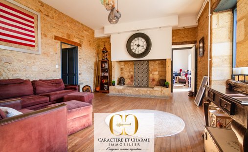 Exclusivity In Its Purest Form!! Overlooking A Private Valley, This 17 Th Century Manor Offers Total