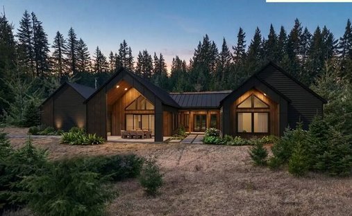 House in White Salmon, Washington, United States 1
