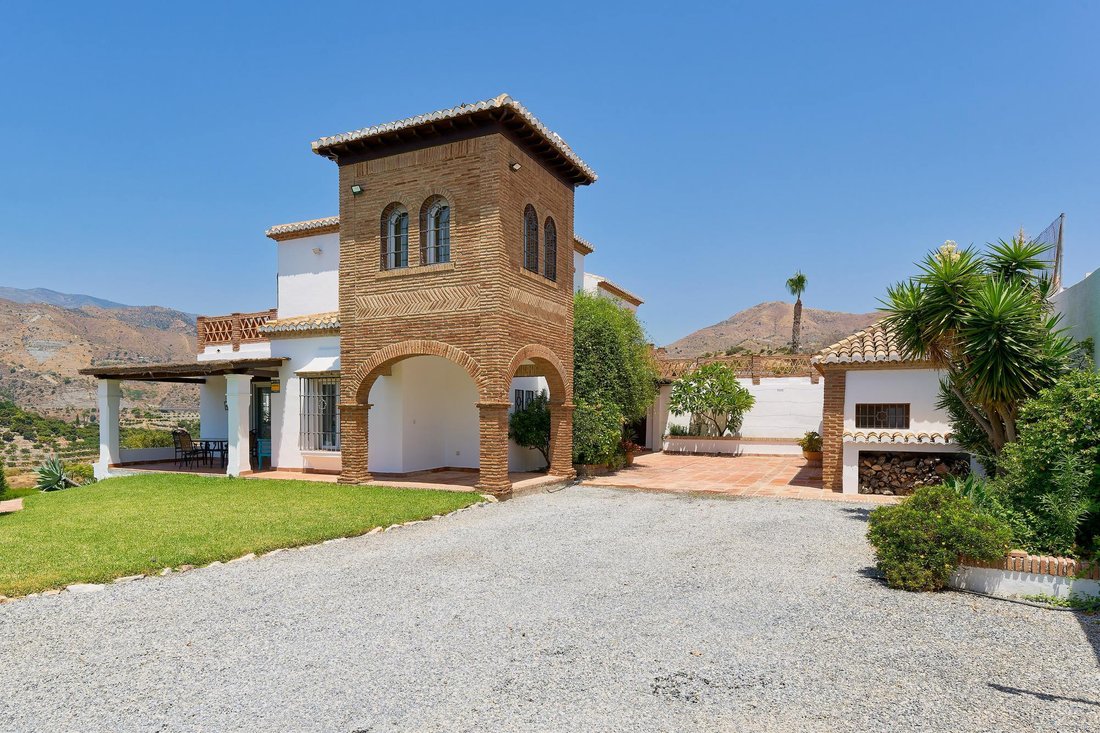 Villa in La Herradura, Almunecar, Spain 1 - 16988255