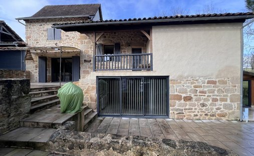 Magnificent Medieval Castle Overlooking The Lot Valley, With Swimming Pool, Outbuildings, Near Figea