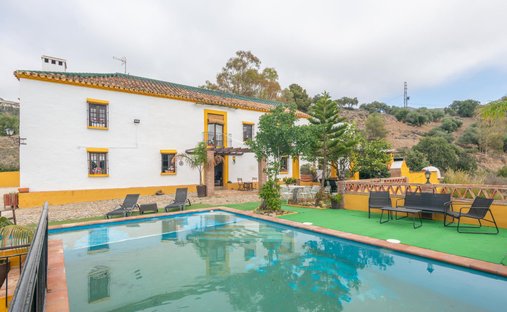 Casa di campagna a Ciudad Jardín, Malaga, Spagna 1