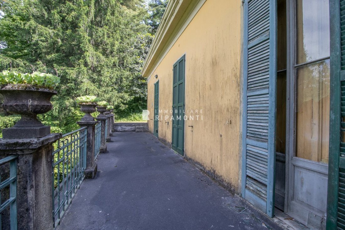 Villa in Valgreghentino, Lombardy, Italy 3 - 15667378