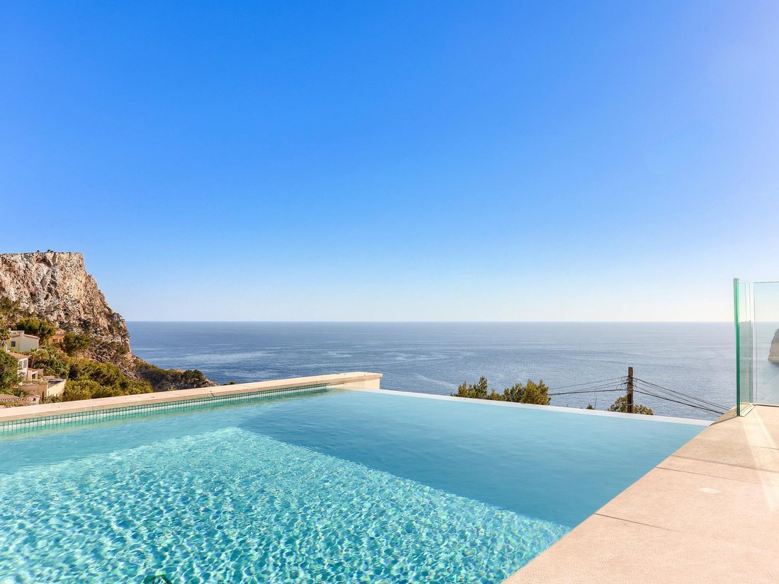 Villa in Port d'Andratx, Andratx, Balearic Islands 1 - 16989103