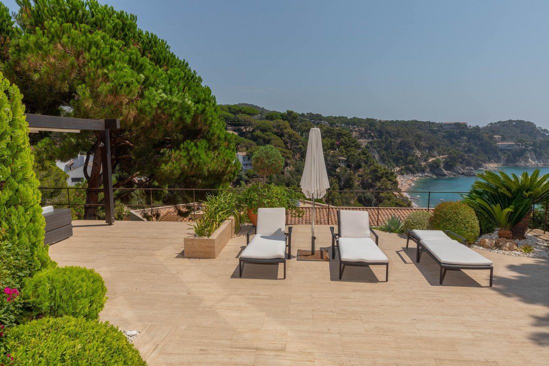 Villa in Tossa de Mar, Catalonia, Spain 2 - 16989528
