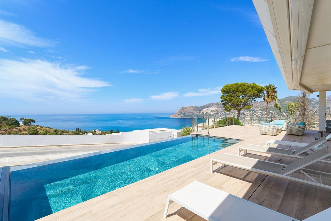 Villa in La Herradura, Almunecar, Spain 2 - 16988815