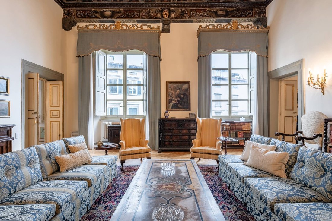 Apartment in Historic Center, Lucca, Tuscany 1 - 13243889