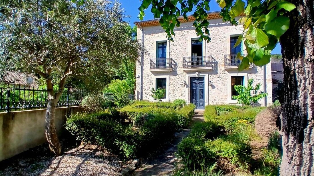 House in Lamalou-les-Bains, Occitania, France 1 - 17797386