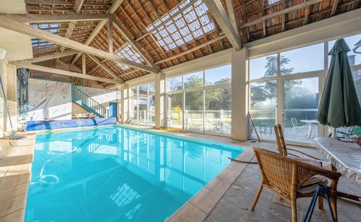 Villa in Saint-Mard, Neu-Aquitanien, Frankreich 1