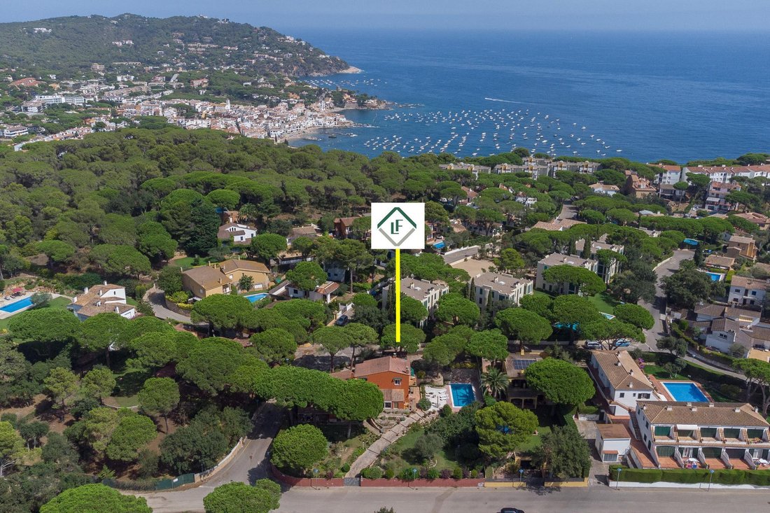 Villa in Calella de Palafrugell, Palafrugell, Catalonia 2 - 16989589
