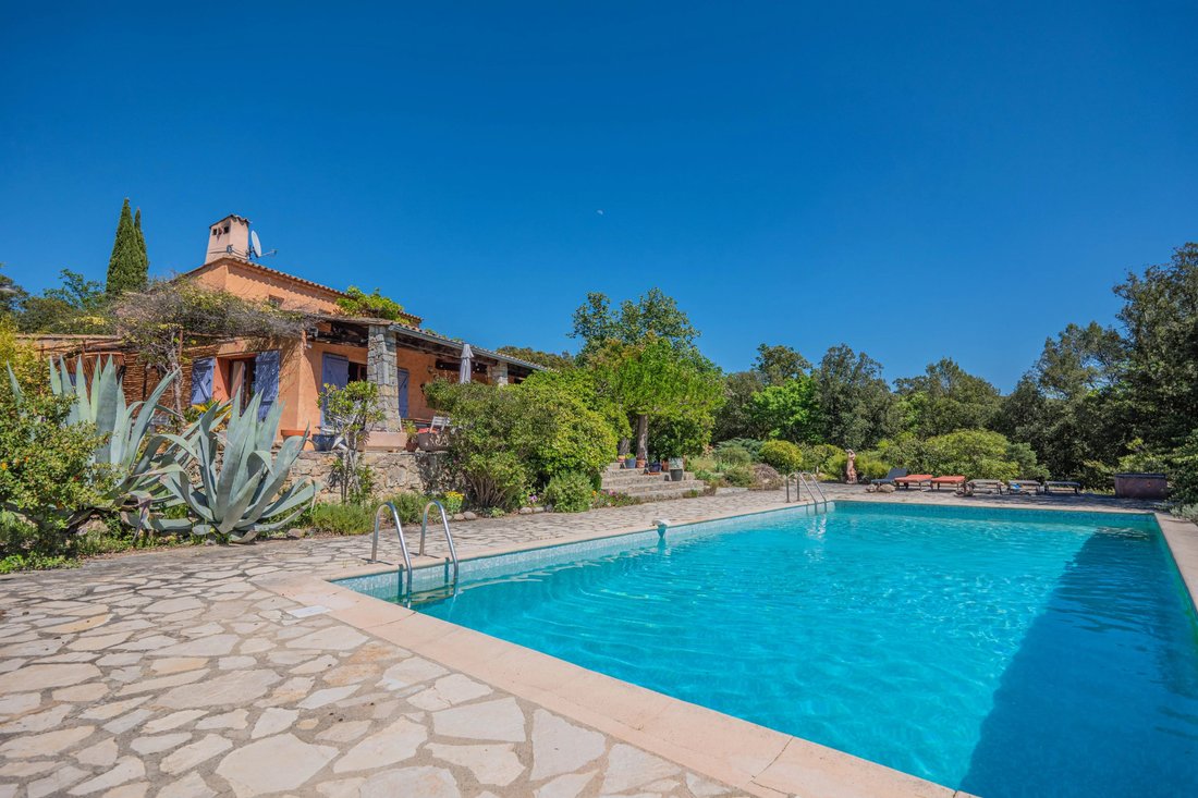 Villa in Ouest, Lorgues, France 3 - 17745171