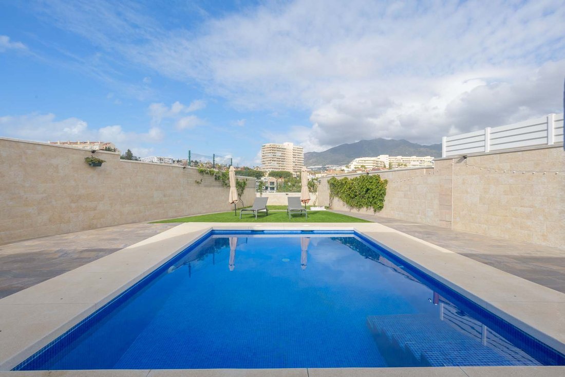 Villa in Benalmadena, Andalusia, Spain 2 - 17540639