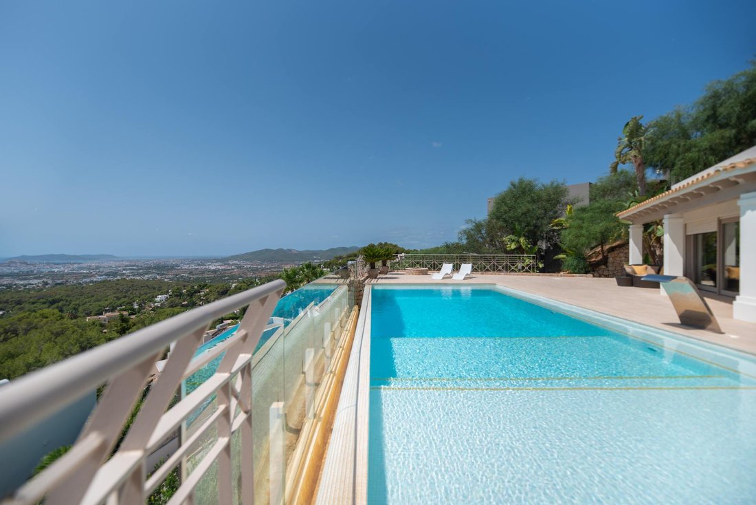 Villa in Can Furnet, Santa Eularia des Riu, Balearic Islands 2 - 16988915
