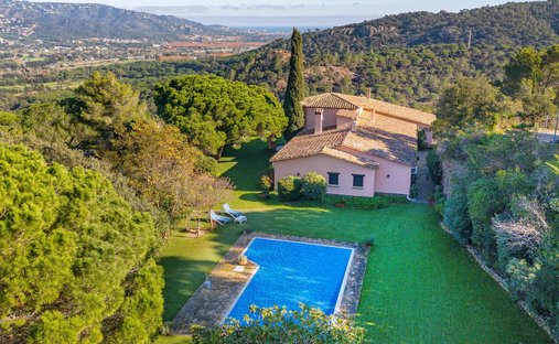 Villa in Santa Cristina d'Aro, Catalonia, Spain 1