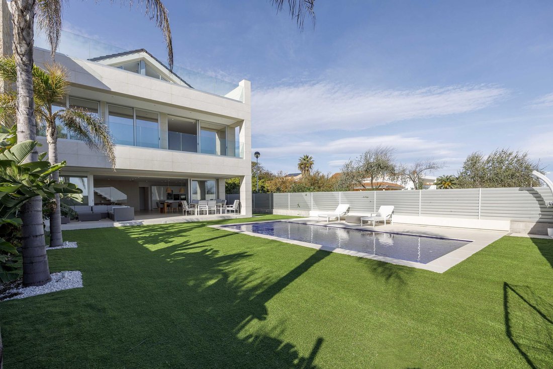 Villa in Sagunt / Sagunto, Valencian Community, Spain 2 - 16989362