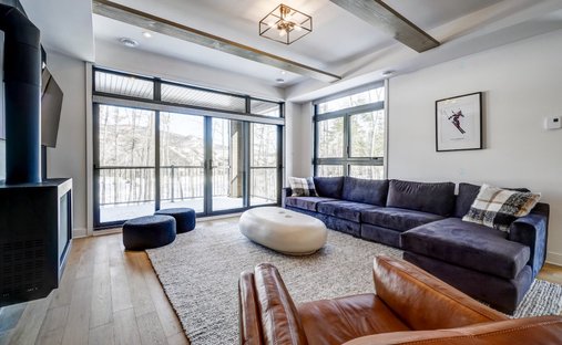 Condominio en Mont-Tremblant, Quebec, Canadá 1