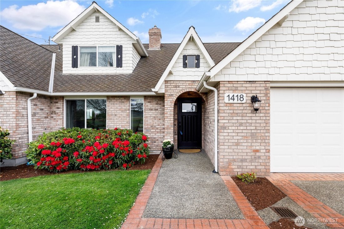 House in Oak Harbor, Washington, United States 2 - 16953022
