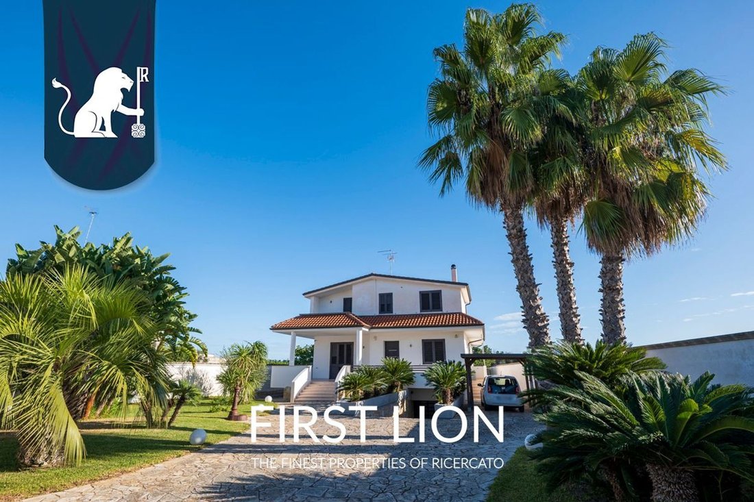 Villa in Saint Rose, Lecce, Apulia 1 - 17801273