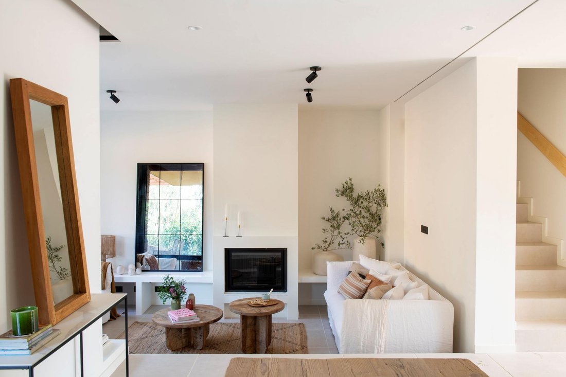 Villa in Regent, Catalonia, Spain 2 - 17099445