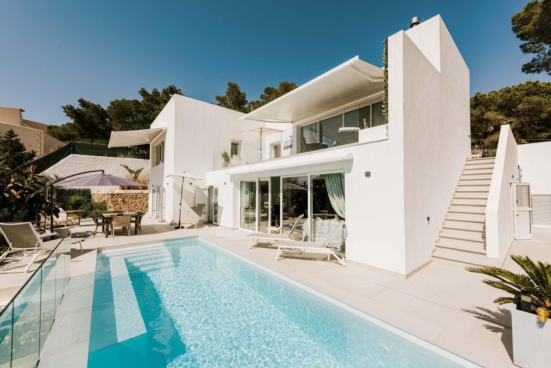 Villa in Sant Antoni de Portmany, Balearic Islands, Spain 2 - 17331703