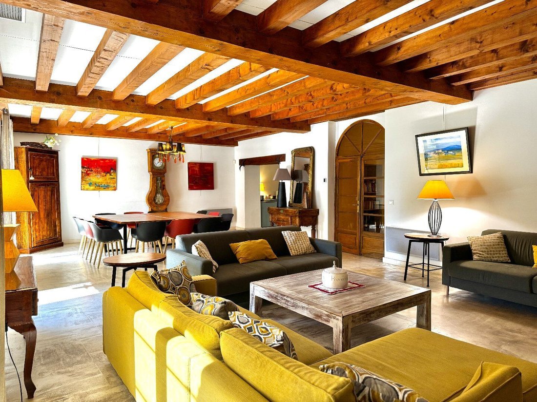 Villa in Châteauneuf-du-Pape, Provence-Alpes-Côte d'Azur, France 4 - 17796899