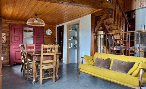 House in Saint-Jean-de-Sixt, Auvergne-Rhône-Alpes, France 1
