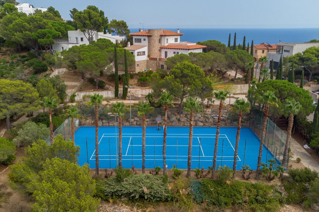 Villa in Palafrugell, Catalonia, Spain 1 - 16989483
