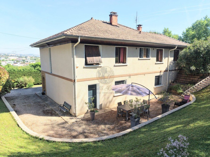 House in Centre-Bourg, Saint-Genis-Laval, France 2 - 17796189