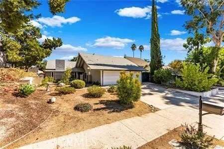 House in West Hills, California, United States 1 - 16942680