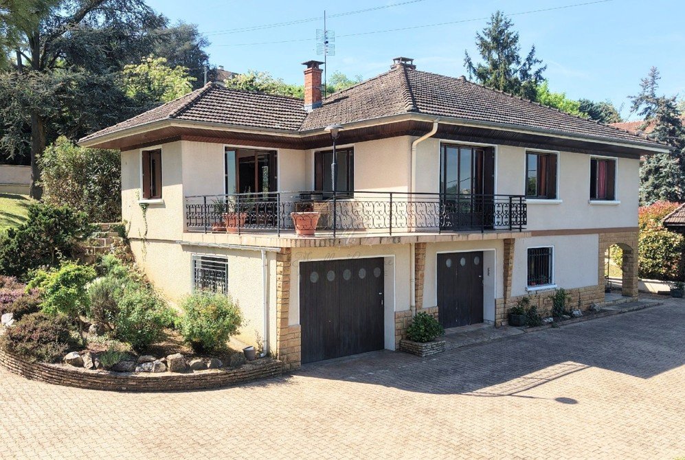 House in Centre-Bourg, Saint-Genis-Laval, France 1 - 17796189